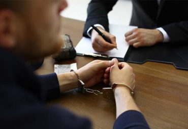 How to Work with a Illegal Defense Lawyer
