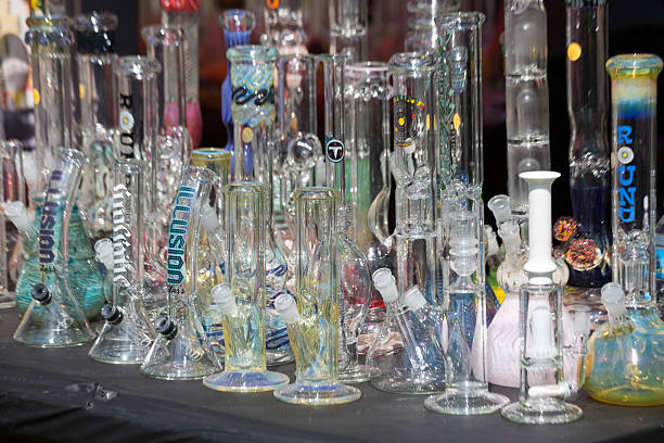 Why do people choose Best Online Head Shop over brick-and-motor Head Shop?
