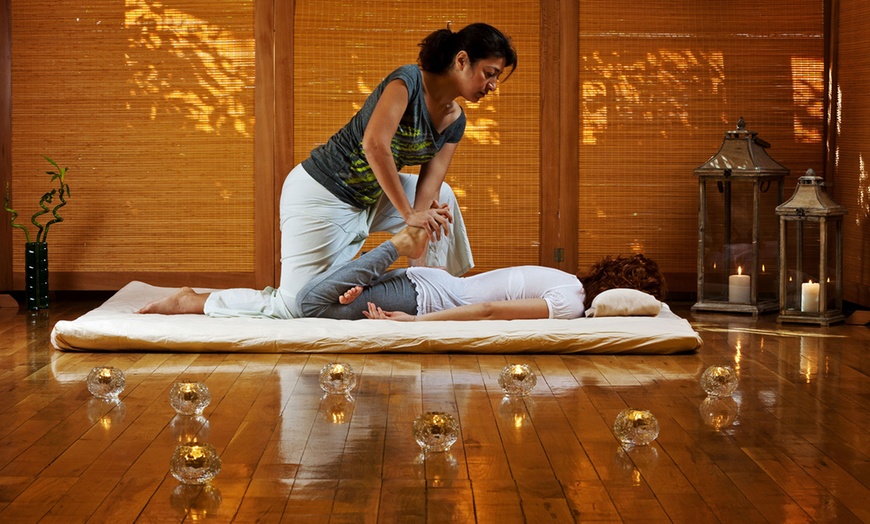 How to reduce stress with a Swedish massage