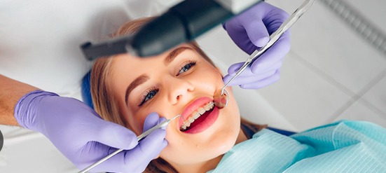 Smile Confidently with the Help of a Skilled Cosmetic Dentist